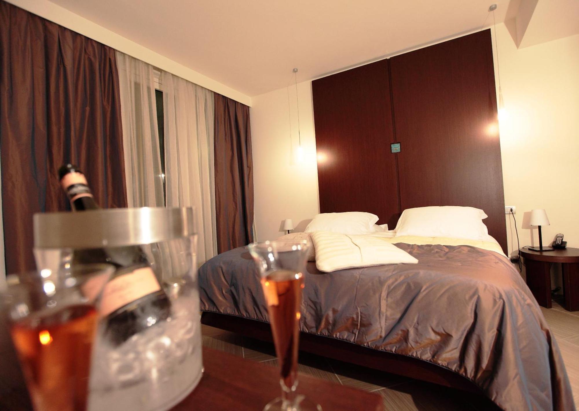 Blu Suite Resort Bellaria-Igea Marina Exterior photo