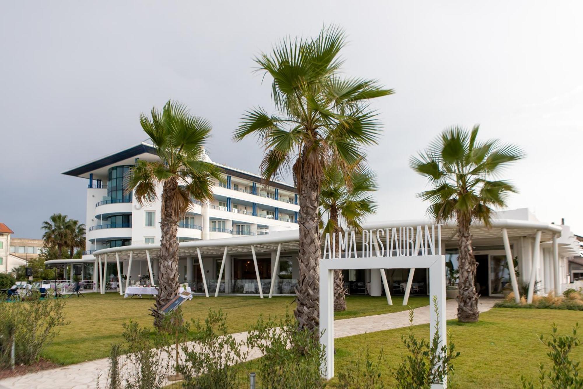 Blu Suite Resort Bellaria-Igea Marina Exterior photo
